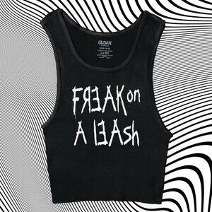 Korn Freak on a Leash Band Unisex Cropped Tank